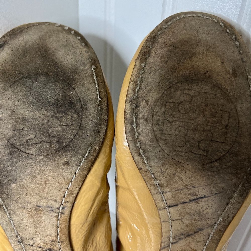Tory Burch Patent Leather Caroline Flats Size 8.5 - Picture 4 of 8